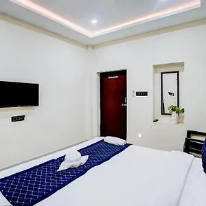 Vibe Blu- Hotel Varanasi