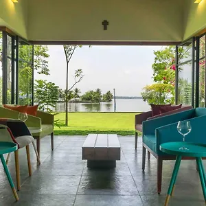 Villa Cheppanam House By Veo - Part Of Stayvista, Kochi